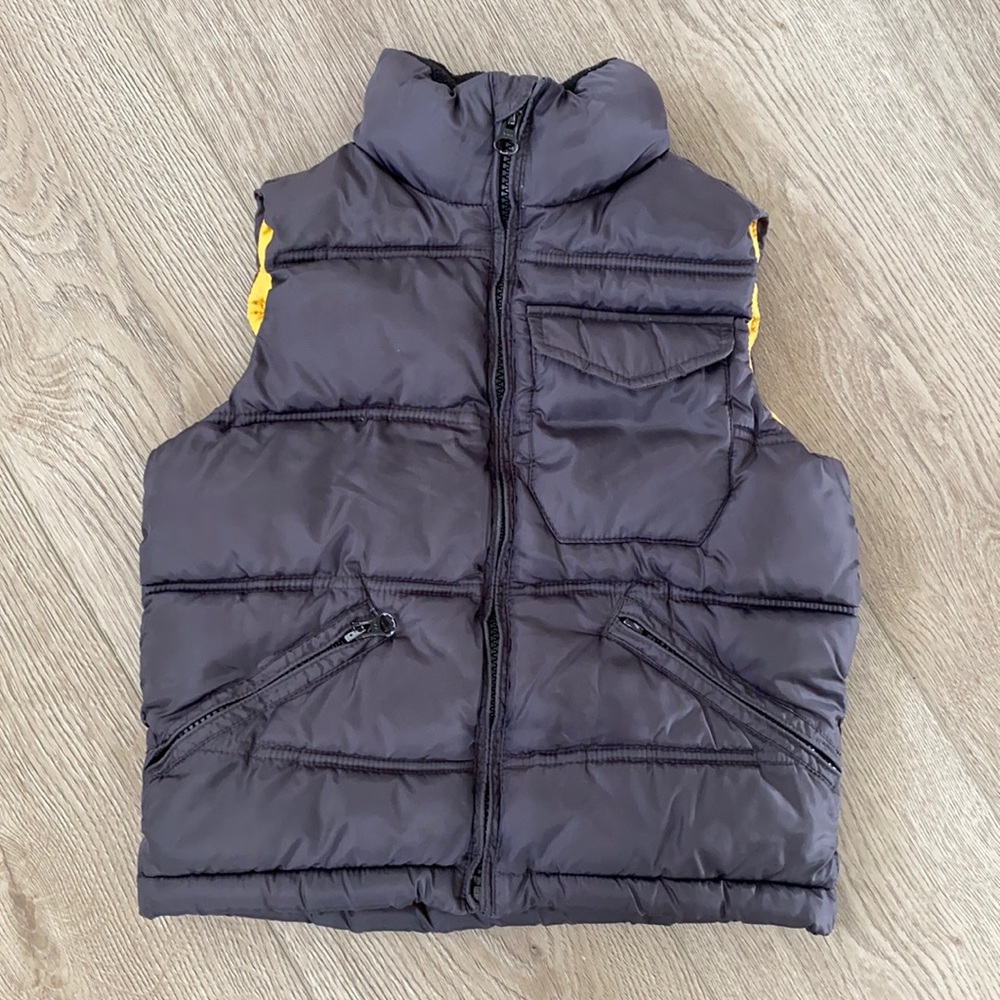 GapKids - puffy brownish taupe vest - XS (4-5)